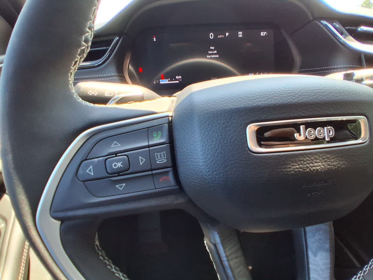 New 2026 Jeep Grand Cherokee L Limited w/ Limited Altitude Package AWD/4WD image 22