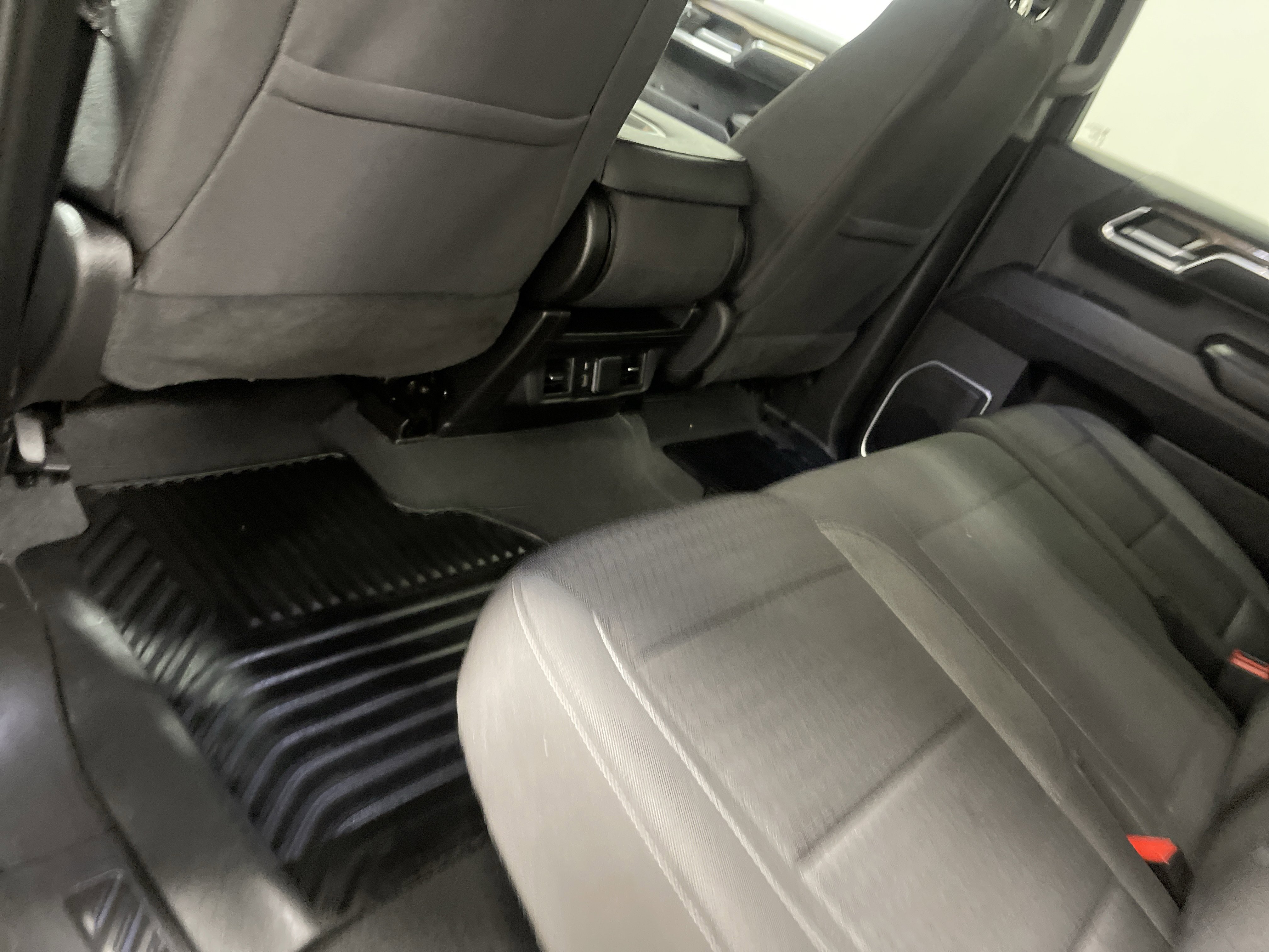 Used 2023 Chevrolet Silverado 1500 LT image 17