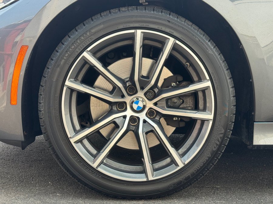 Used 2021 BMW 330i xDrive w/ Driver Assist w/ Premium Package AWD/4WD image 15