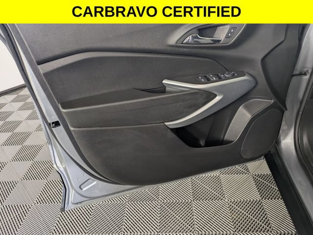 Certified 2024 Chevrolet Trax LS w/ Driver Confidence Package FWD image 9