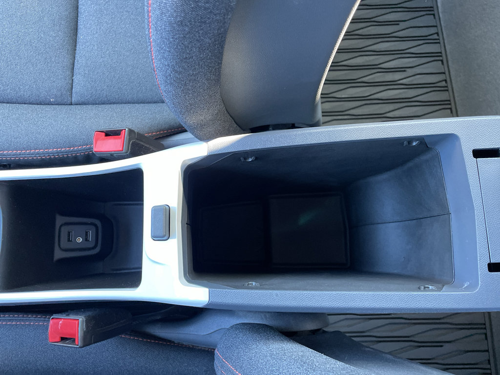 Used 2020 Chevrolet Bolt LT image 33