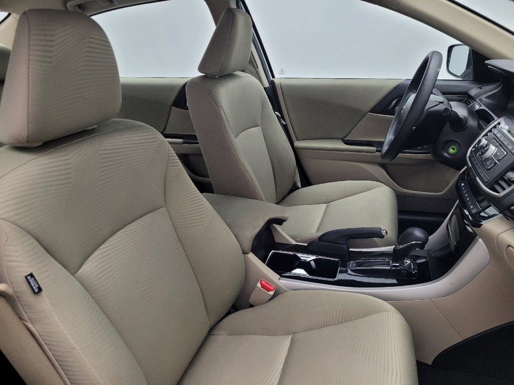 Used 2016 Honda Accord LX image 21