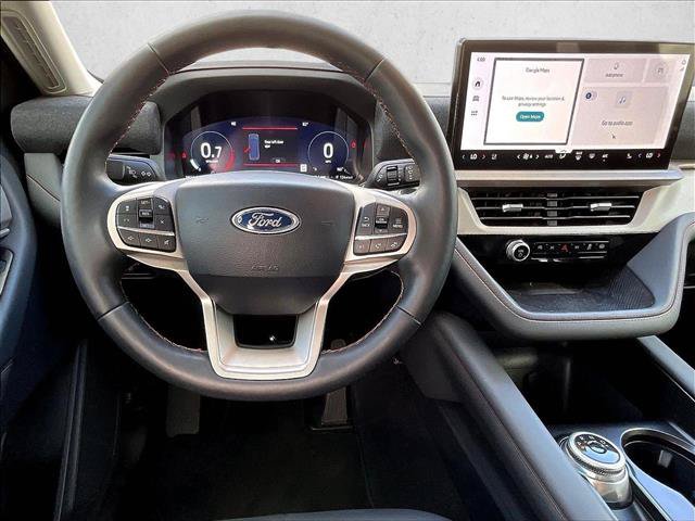 Used 2026 Ford Explorer Active w/ Active Comfort Package RWD image 5