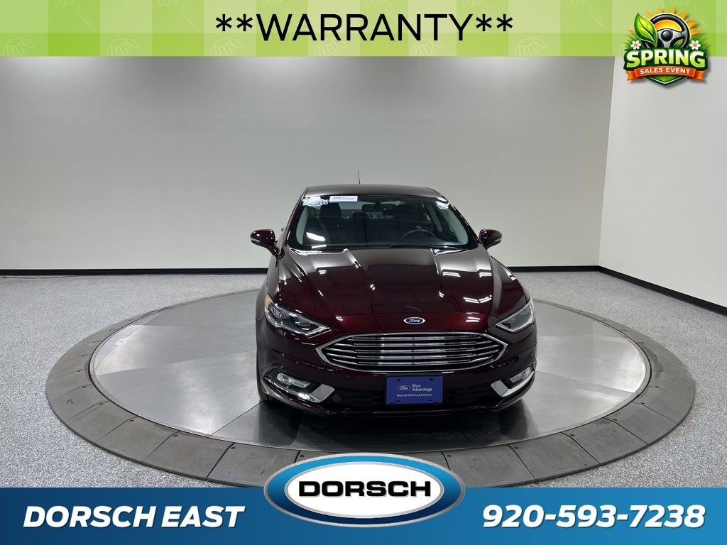 Used 2017 Ford Fusion SE w/ Fusion SE Technology Package image 4