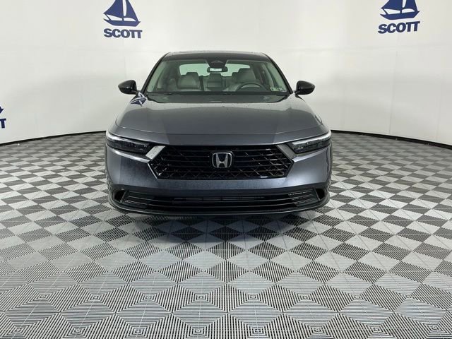 Used 2025 Honda Accord SE image 2