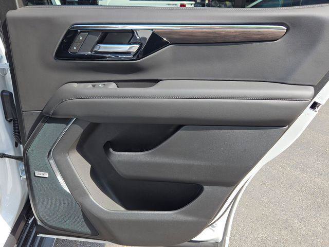 New 2026 Chevrolet Tahoe LT w/ Comfort Package AWD/4WD image 13