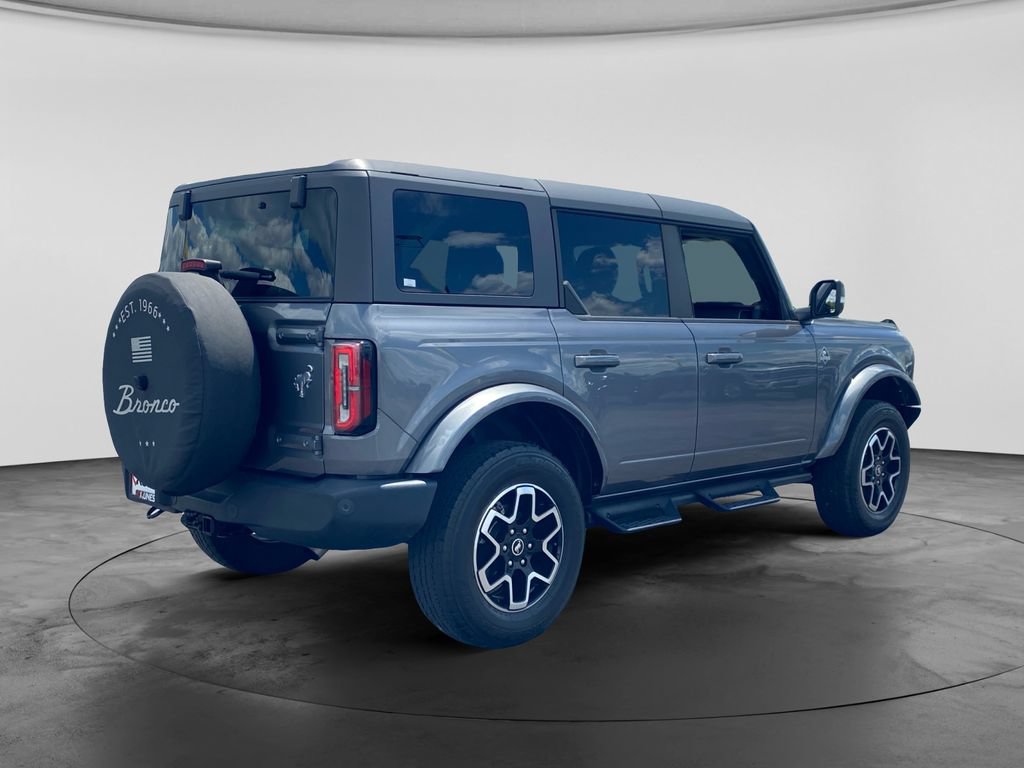 Used 2023 Ford Bronco Outer Banks AWD/4WD image 9