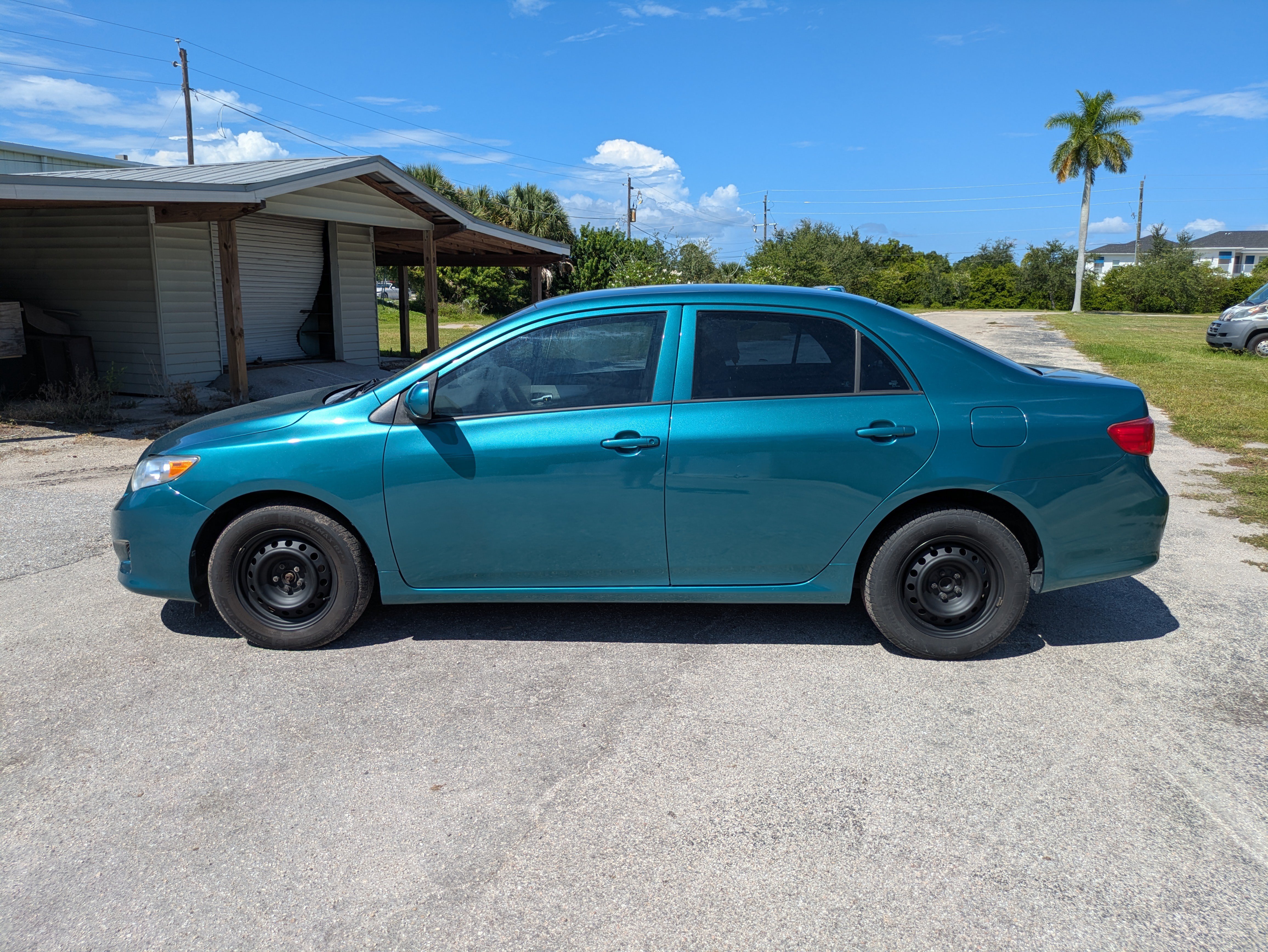 Used 2010 Toyota Corolla LE w/ LE EVP Pkg #1 FWD image 10