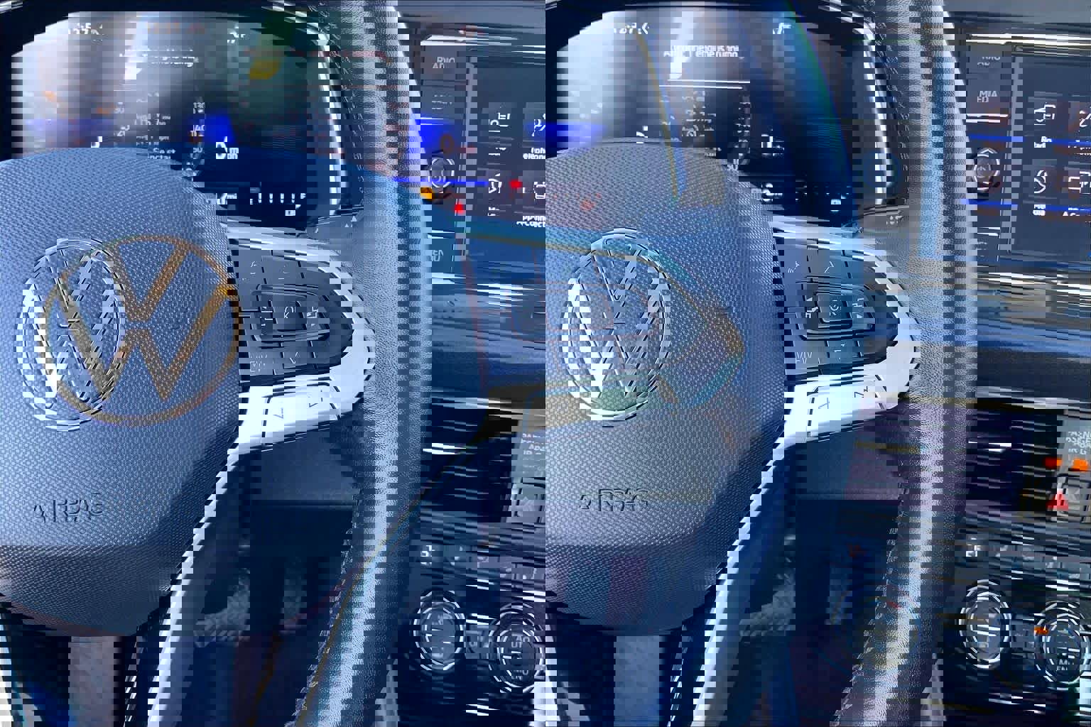 Used 2024 Volkswagen Jetta SE image 24