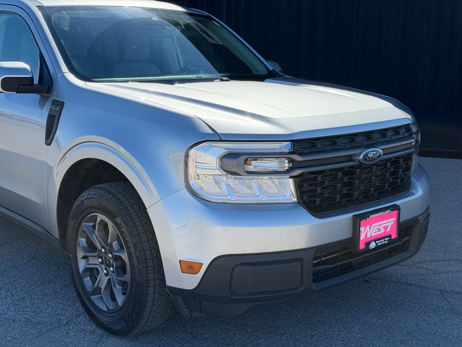 Used 2022 Ford Maverick XLT w/ Equipment Group 300A Standard AWD/4WD image 3