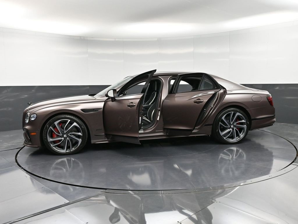 Certified 2025 Bentley Flying Spur Speed image 42