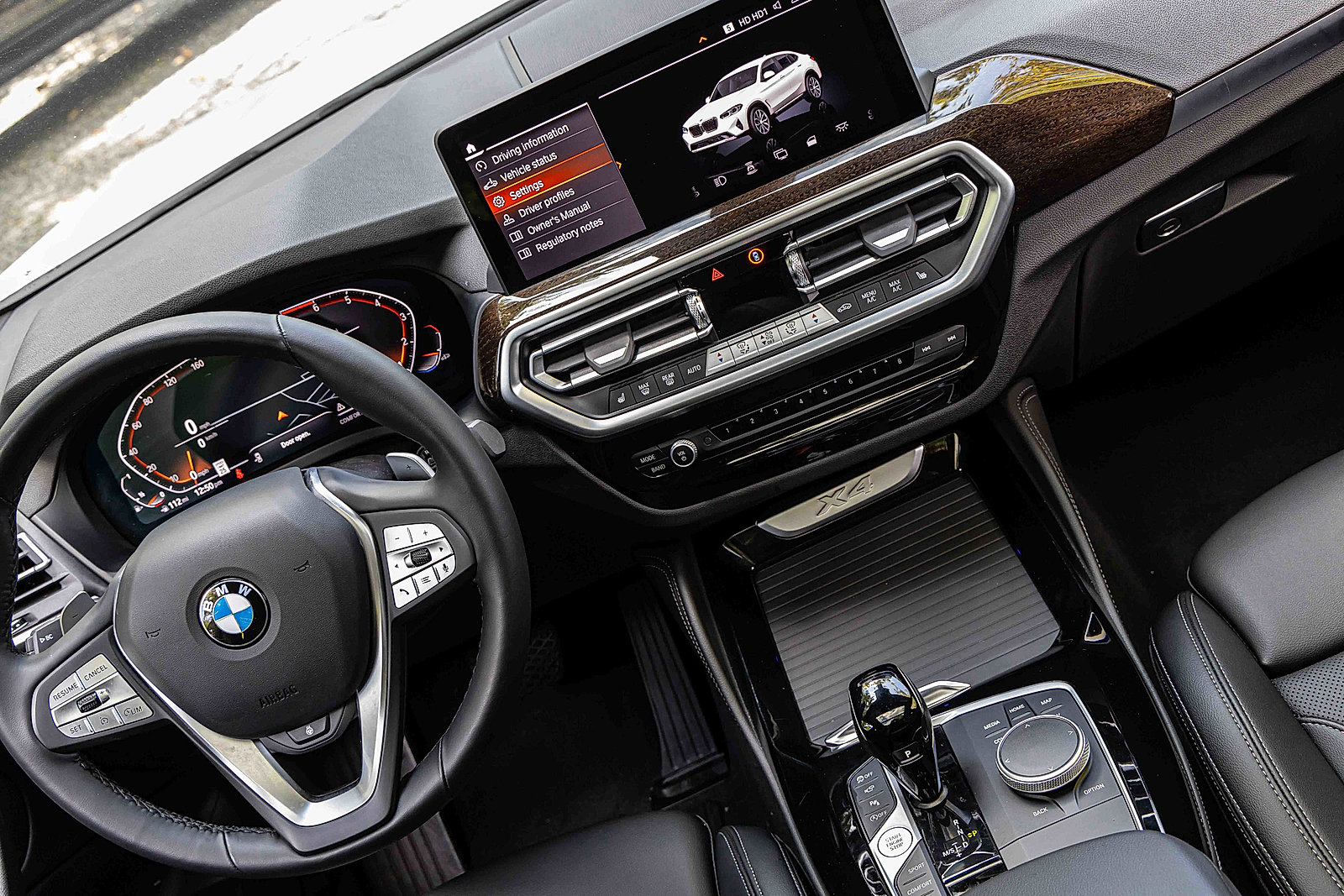 Used 2024 BMW X4 xDrive30i w/ Parking Assistance Package AWD/4WD image 21