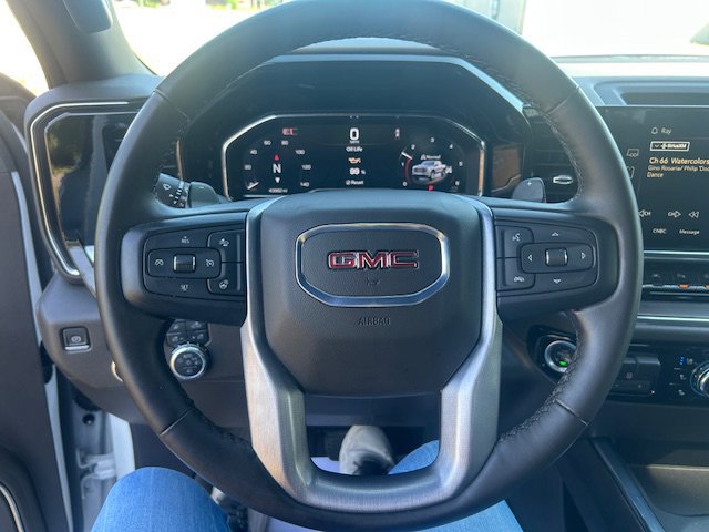 Used 2024 GMC Sierra 1500 SLT w/ SLT Premium Plus Package AWD/4WD image 26