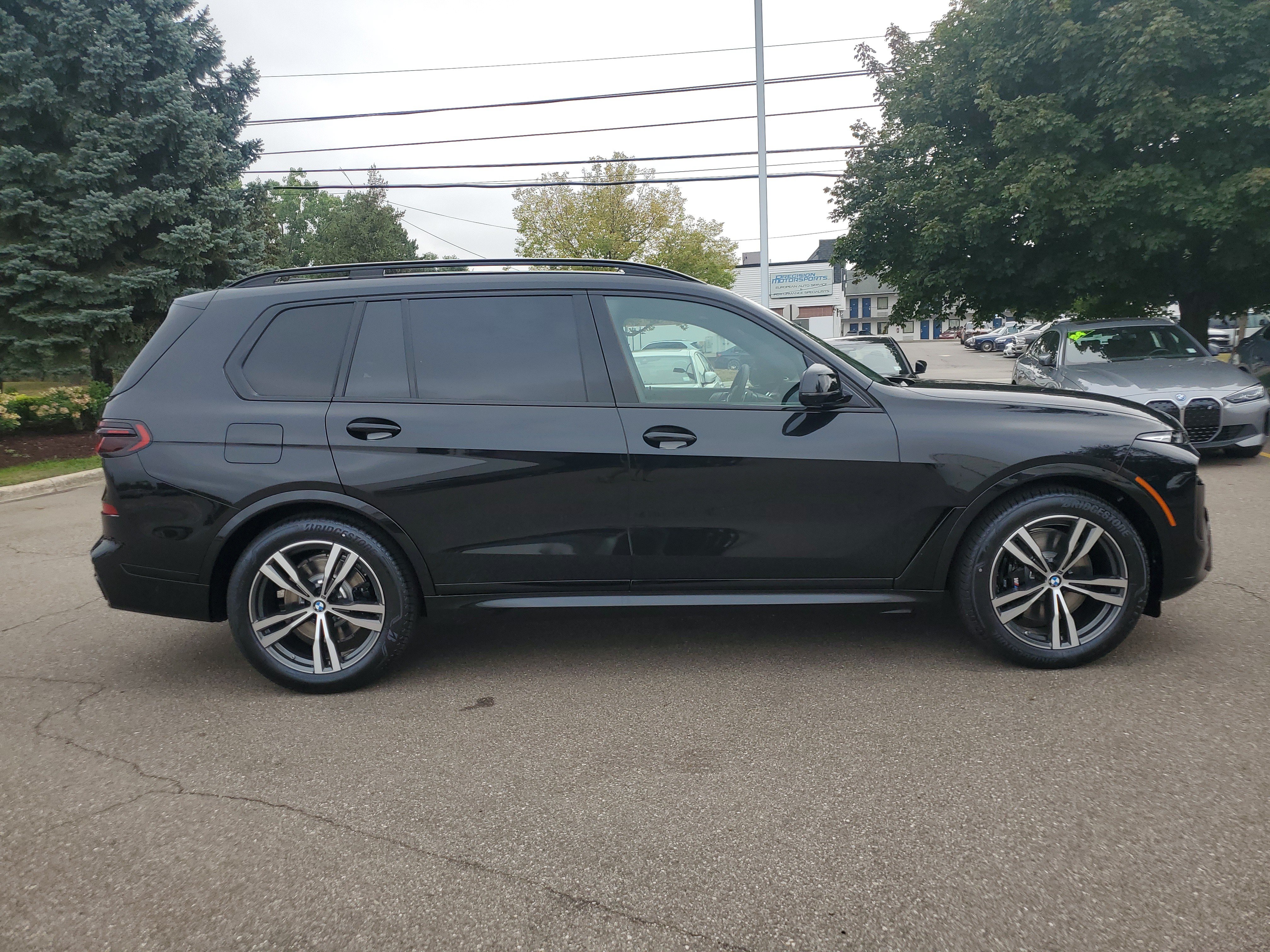 New 2027 BMW X7 xDrive40i w/ Executive Package AWD/4WD image 6