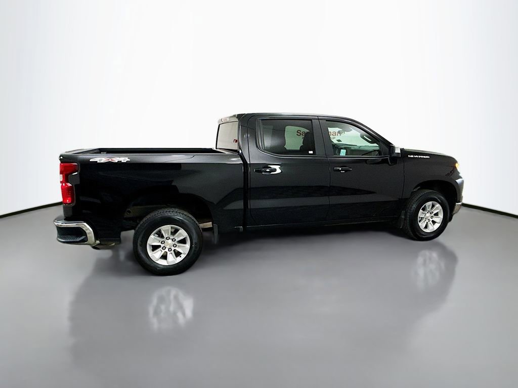 Used 2025 Chevrolet Silverado 1500 LT AWD/4WD image 11