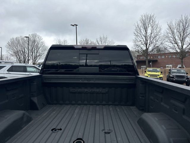 Used 2021 GMC Sierra 2500 Denali w/ Denali Black Diamond Edition image 21