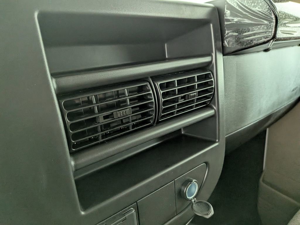 New 2025 Chevrolet Express 2500 image 26