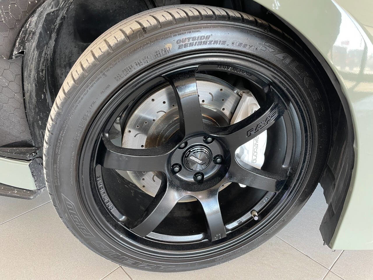 Used 2015 Nissan 370Z NISMO image 9