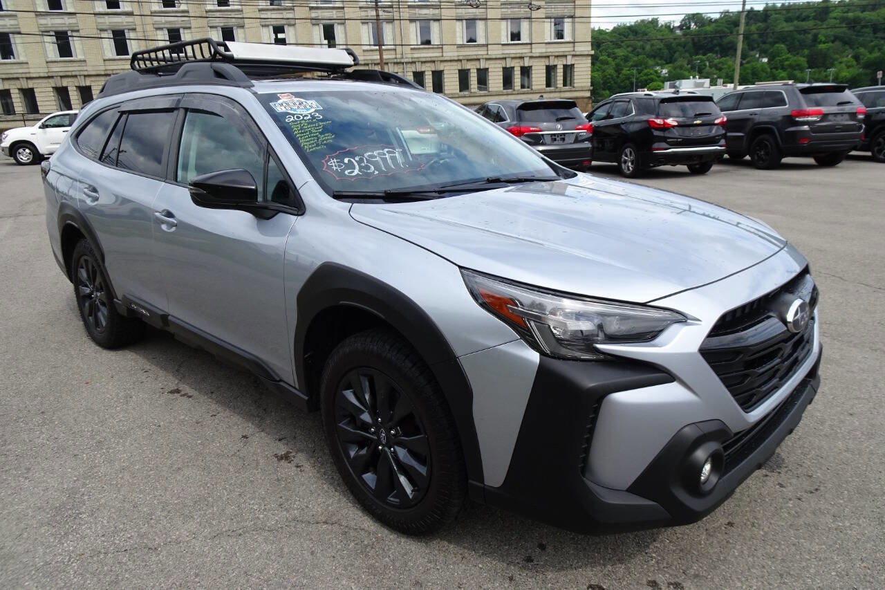 Used 2023 Subaru Outback Onyx Edition AWD/4WD image 4