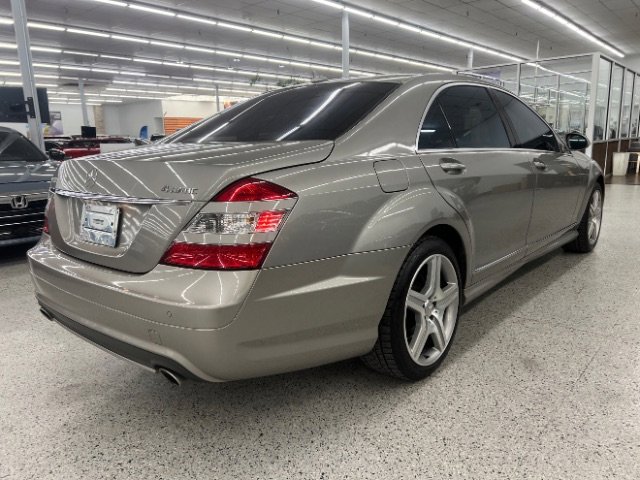 Used 2009 Mercedes-Benz S 550 4MATIC image 7