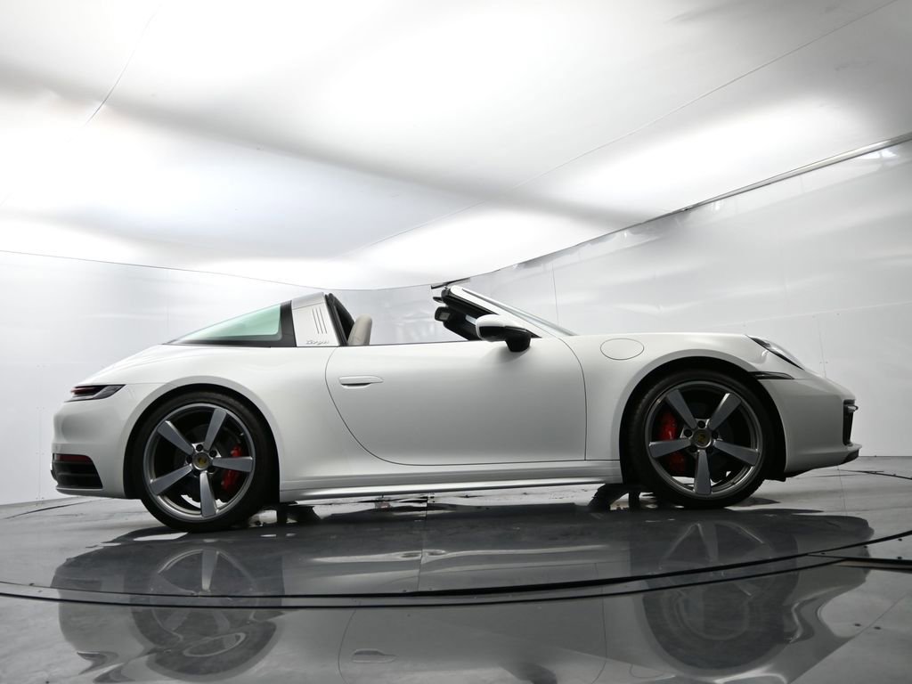 Certified 2021 Porsche 911 Targa 4S image 62