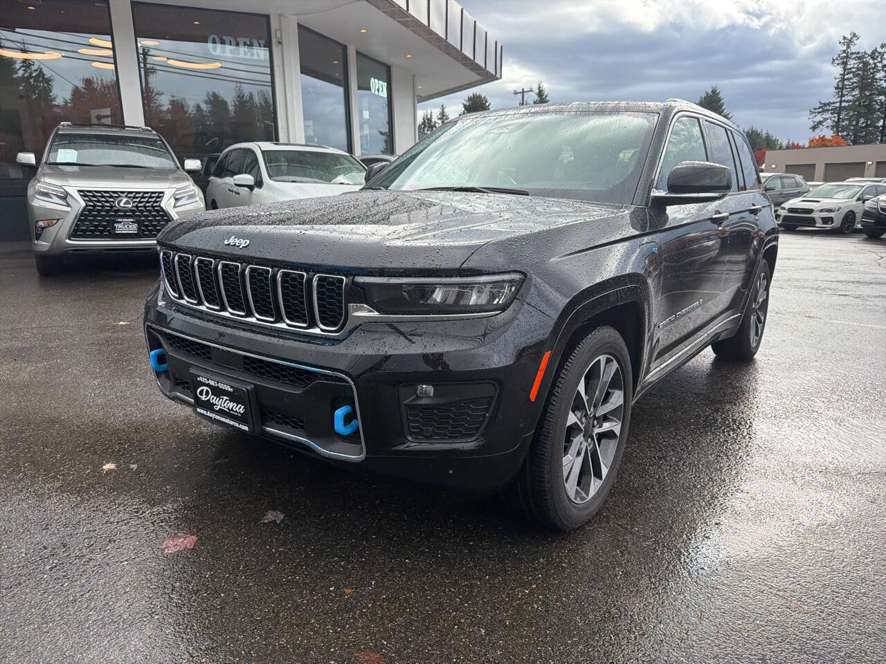 Used 2023 Jeep Grand Cherokee Overland w/ Luxury Tech Group IV