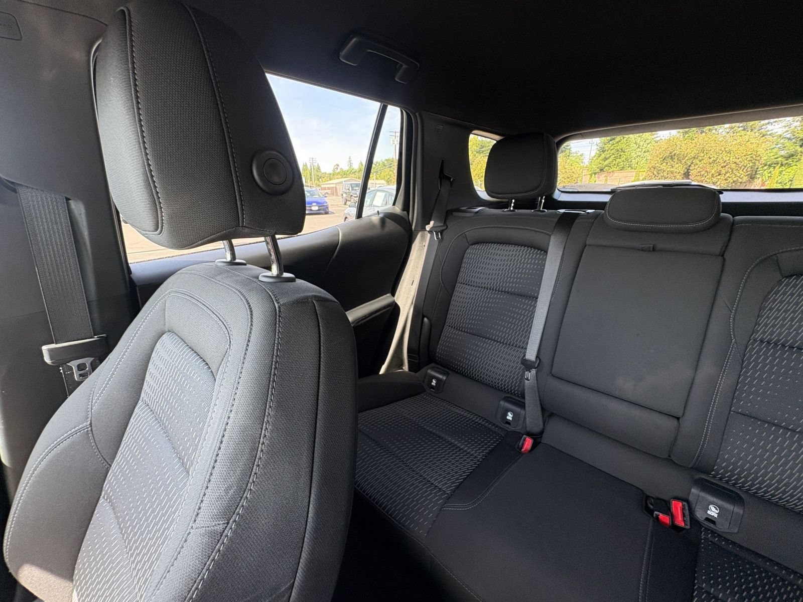 Used 2025 Chevrolet Equinox LT AWD/4WD image 39