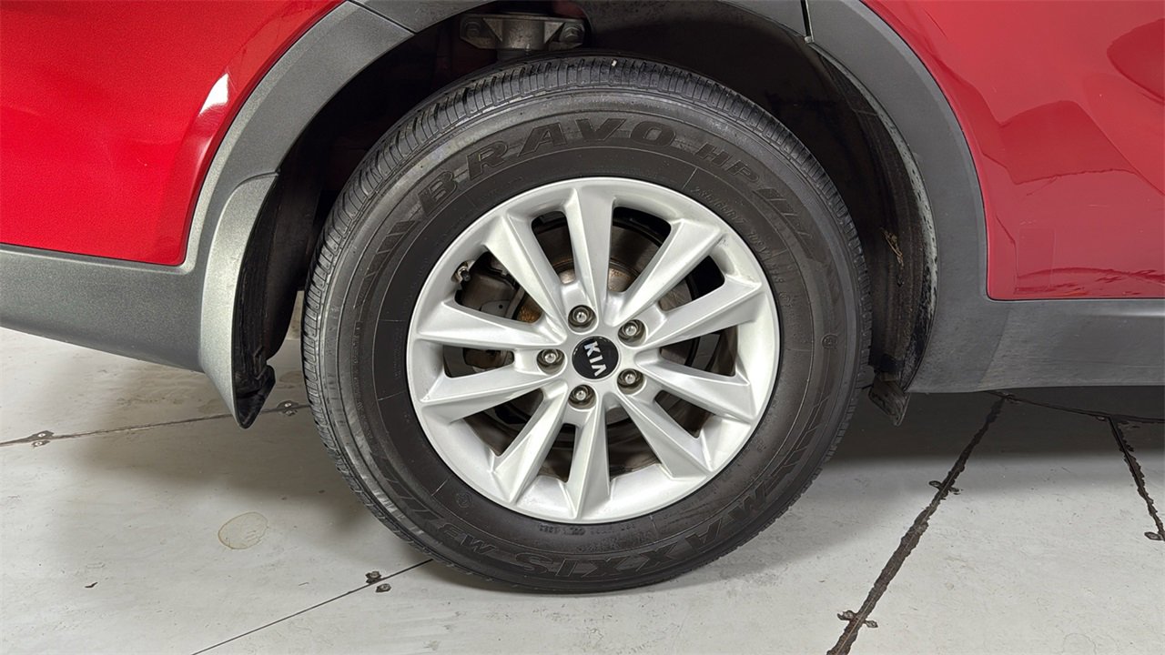 Used 2020 Kia Sorento LX w/ LX I4 Convenience Package image 23