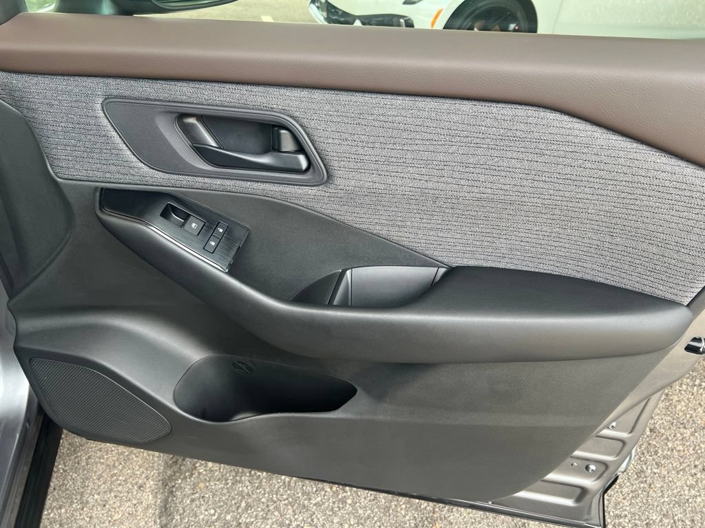 Certified 2023 Nissan Rogue S AWD/4WD image 22