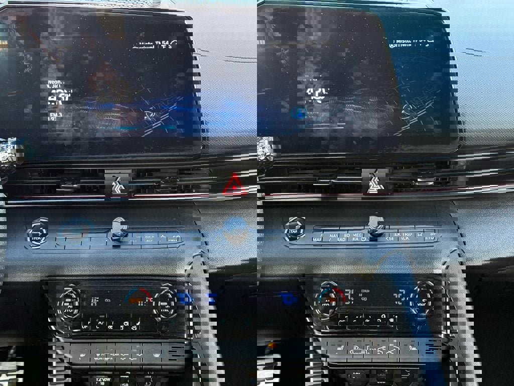 Used 2025 Hyundai Elantra N image 21