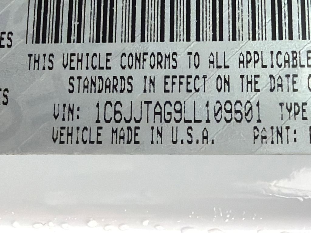 Used 2020 Jeep Gladiator Sport w/ Quick Order Package 24S image 32