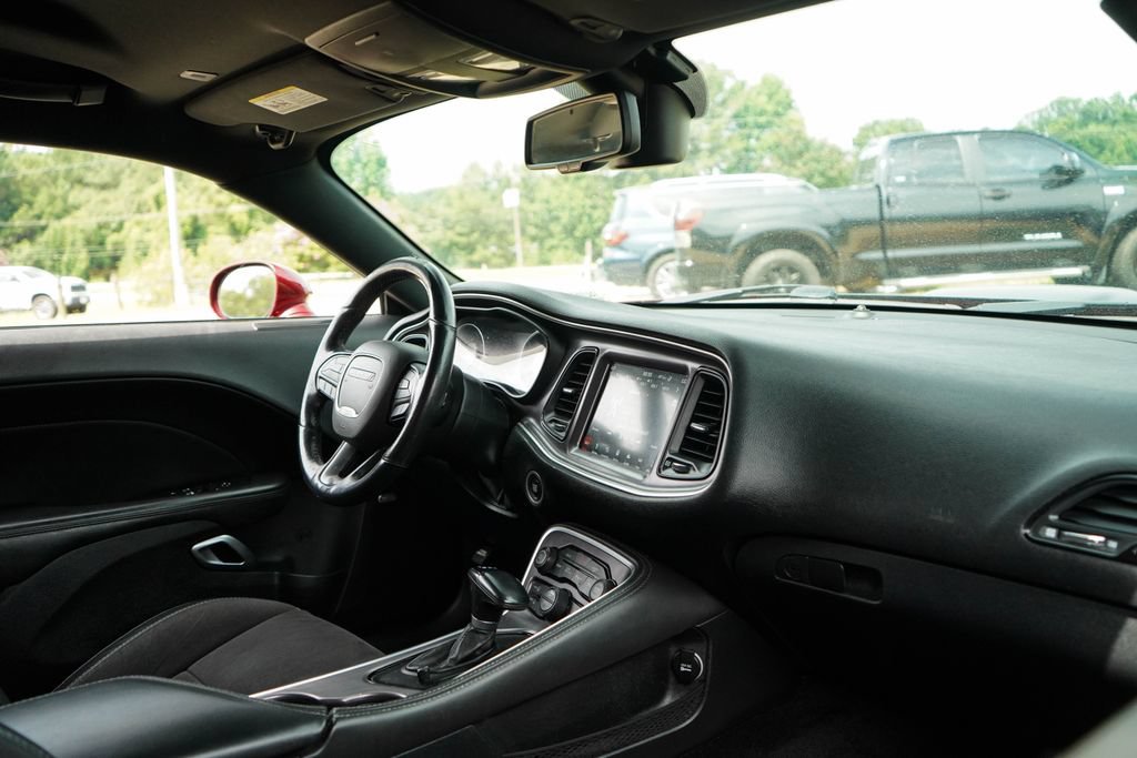 Used 2018 Dodge Challenger R/T Scat Pack RWD image 10
