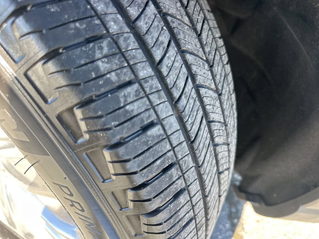 Used 2021 Ford Explorer Limited w/ Hybrid Equipment Group 310A image 39