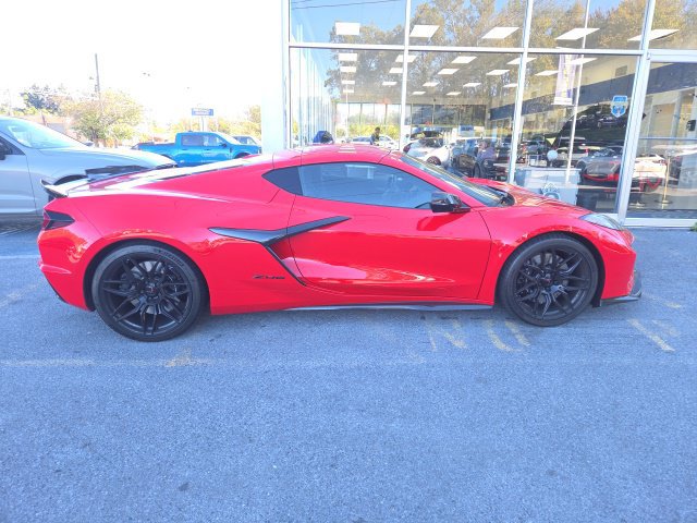 Used 2024 Chevrolet Corvette Z06 w/ Stealth Interior Trim Package RWD image 1