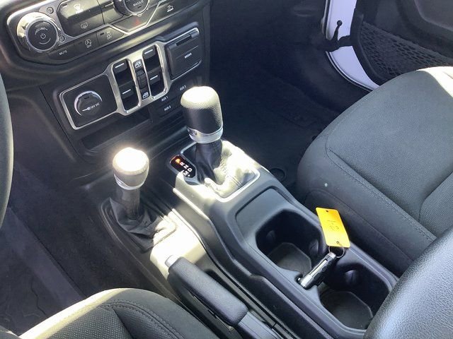 Used 2023 Jeep Wrangler Sport S image 18