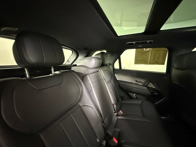 Used 2026 Land Rover Range Rover Sport SE AWD/4WD image 30