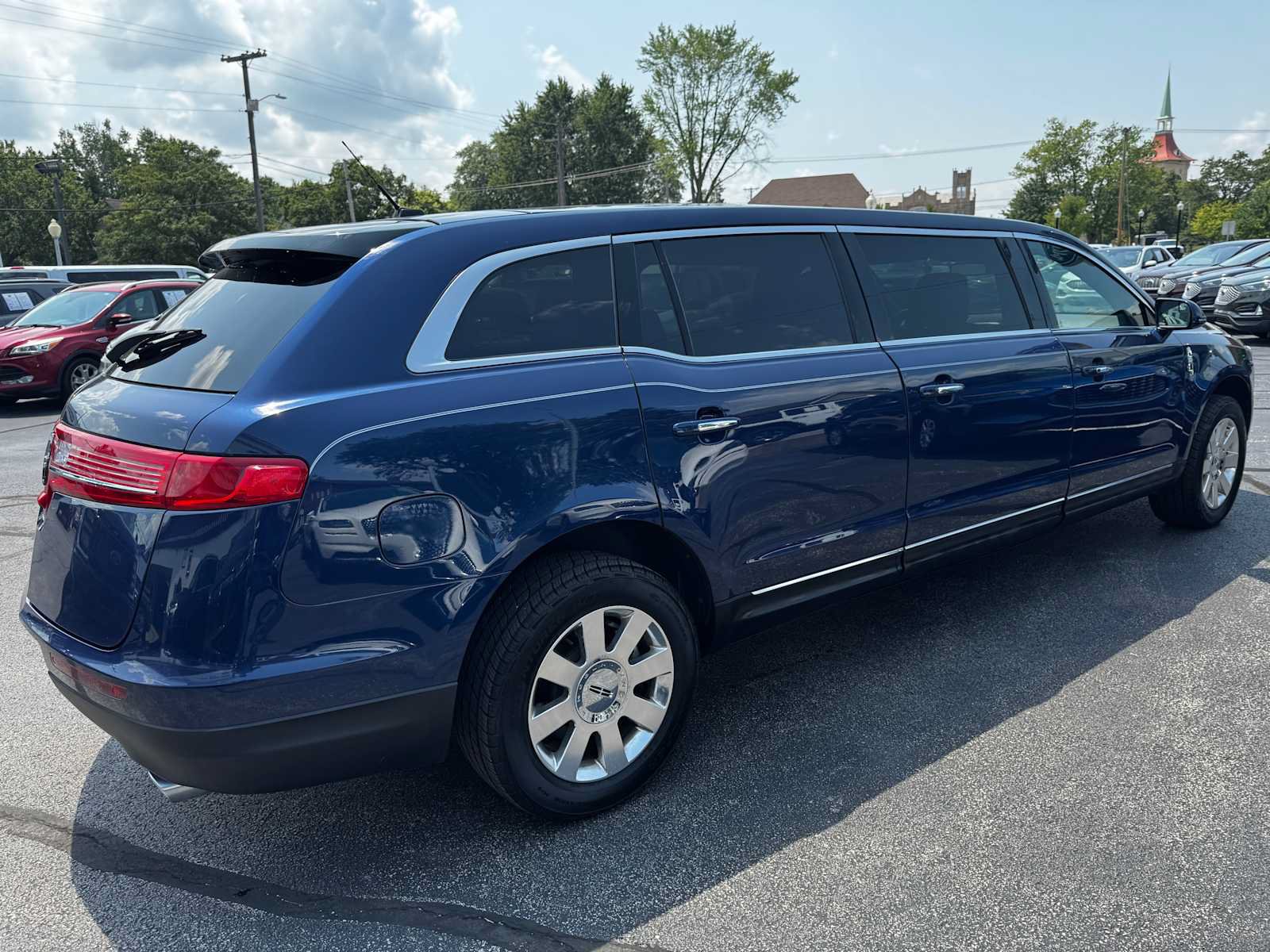 Used 2013 Lincoln MKT AWD image 13