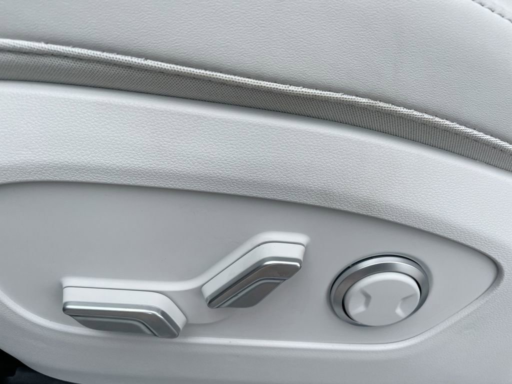 New 2026 Hyundai Ioniq 9 SEL image 37