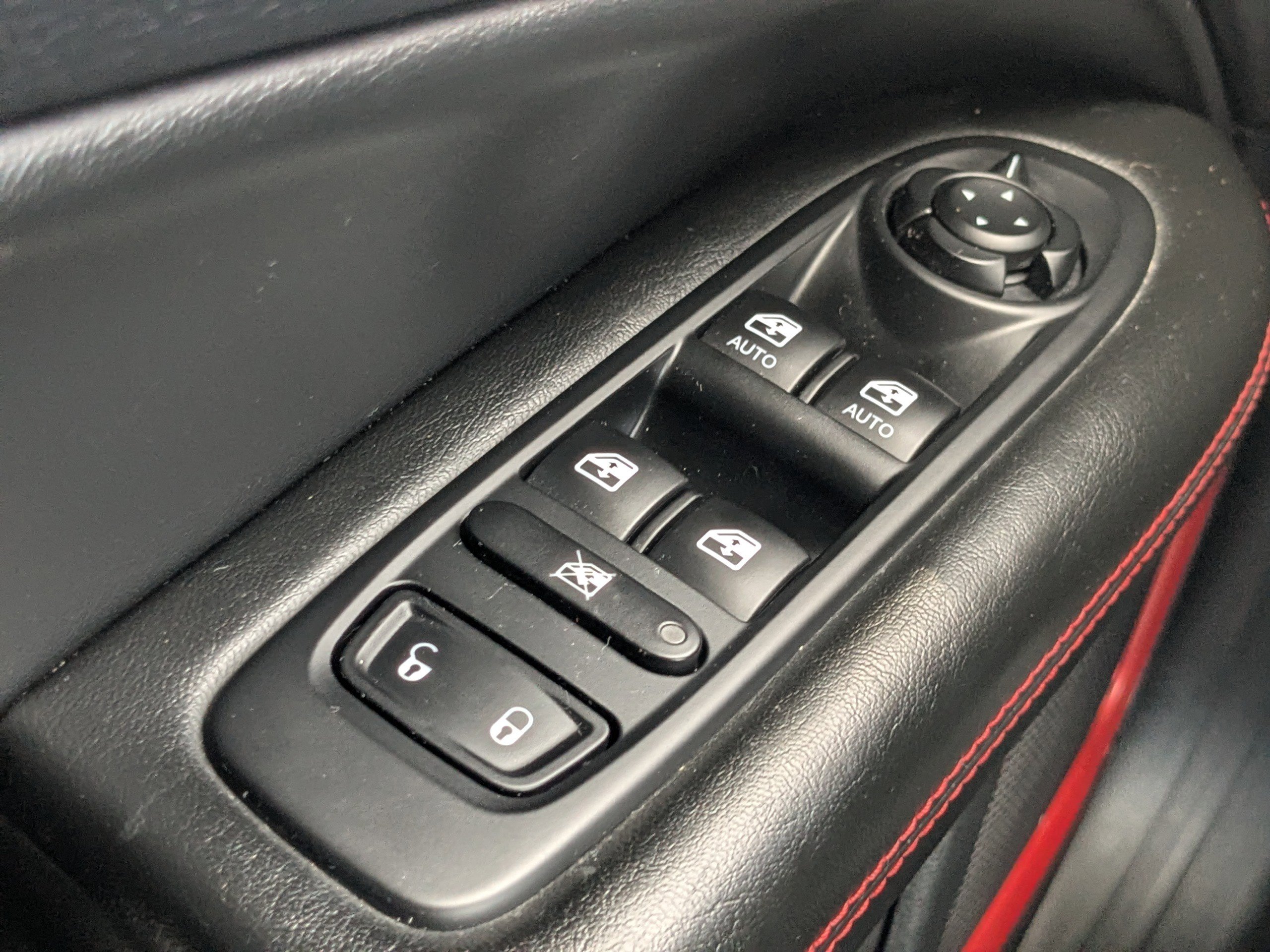 Used 2018 Jeep Compass Trailhawk w/ Leather Interior Group image 21