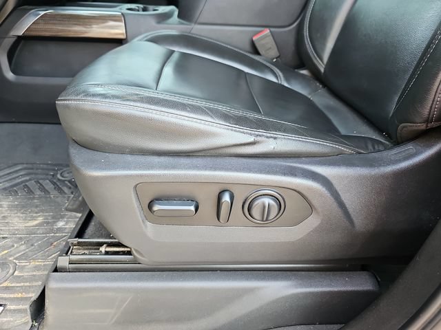 Used 2020 Chevrolet Silverado 1500 RST AWD/4WD image 16