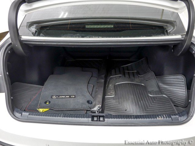 Used 2023 Lexus IS 300 AWD w/ Premium Package image 27