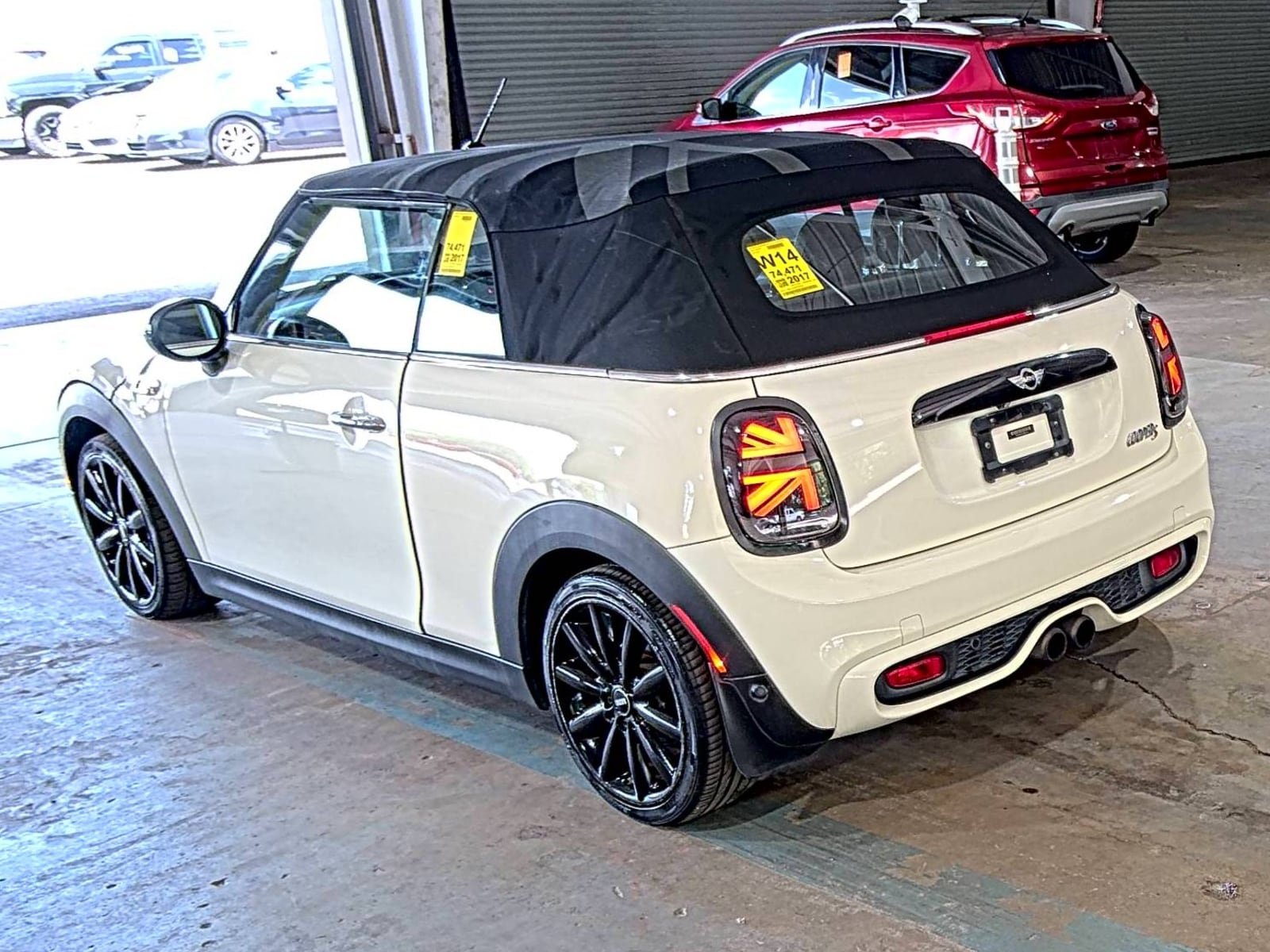 Used 2017 MINI Cooper S FWD image 11