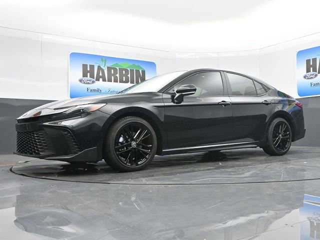 Used 2025 Toyota Camry SE FWD image 18