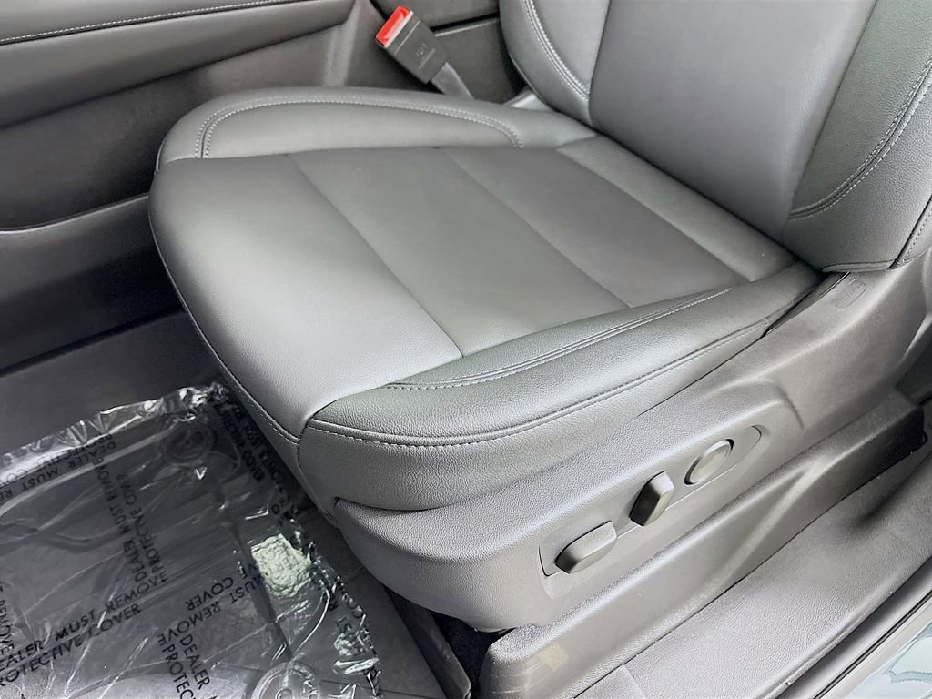 New 2026 Chevrolet Tahoe Z71 w/ Z71 Off-Road Package AWD/4WD image 19