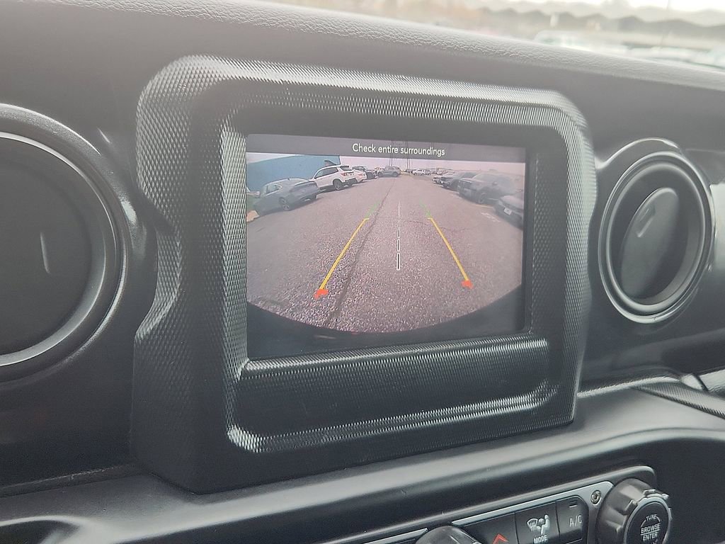 Used 2021 Jeep Wrangler Unlimited Sport image 12