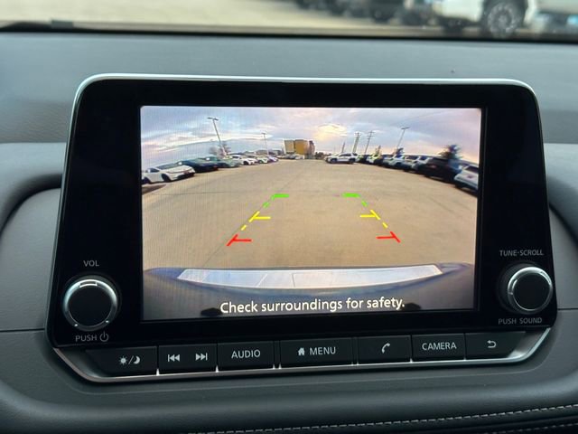 Used 2026 Nissan Rogue SV image 18