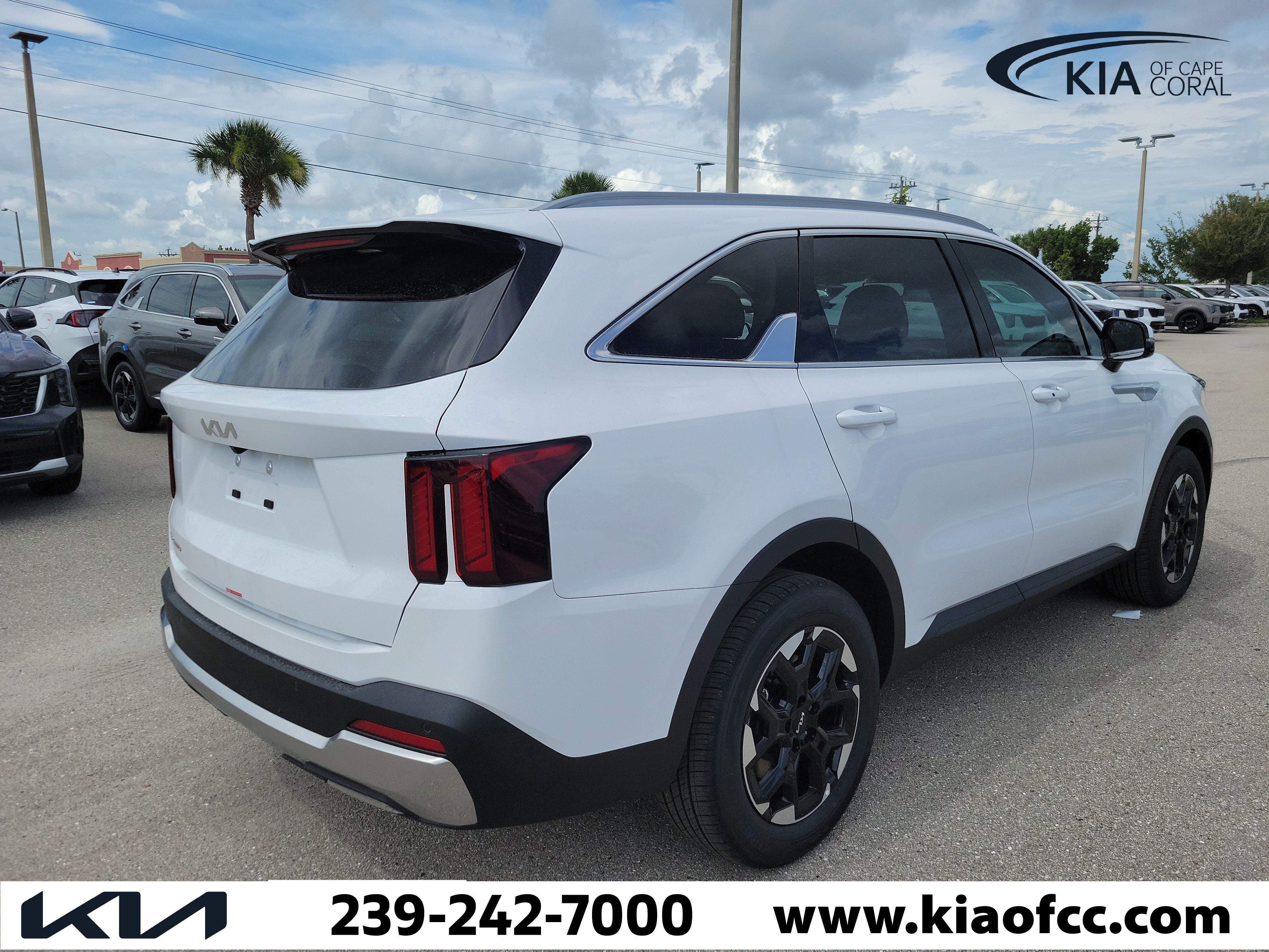 New 2026 Kia Sorento S FWD image 9