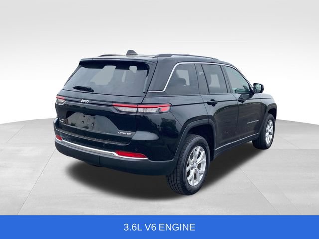 Used 2023 Jeep Grand Cherokee Limited AWD/4WD image 3