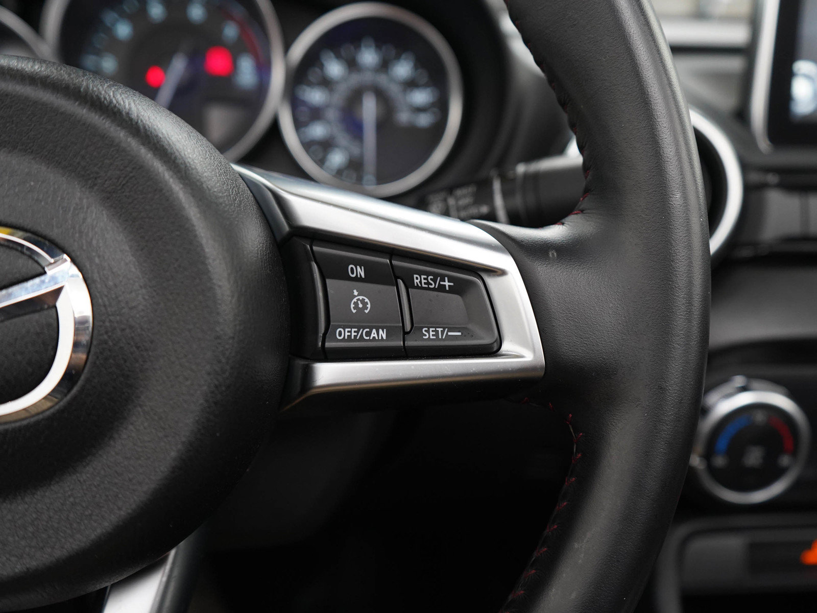 Used 2016 MAZDA MX-5 Miata Grand Touring RWD image 22