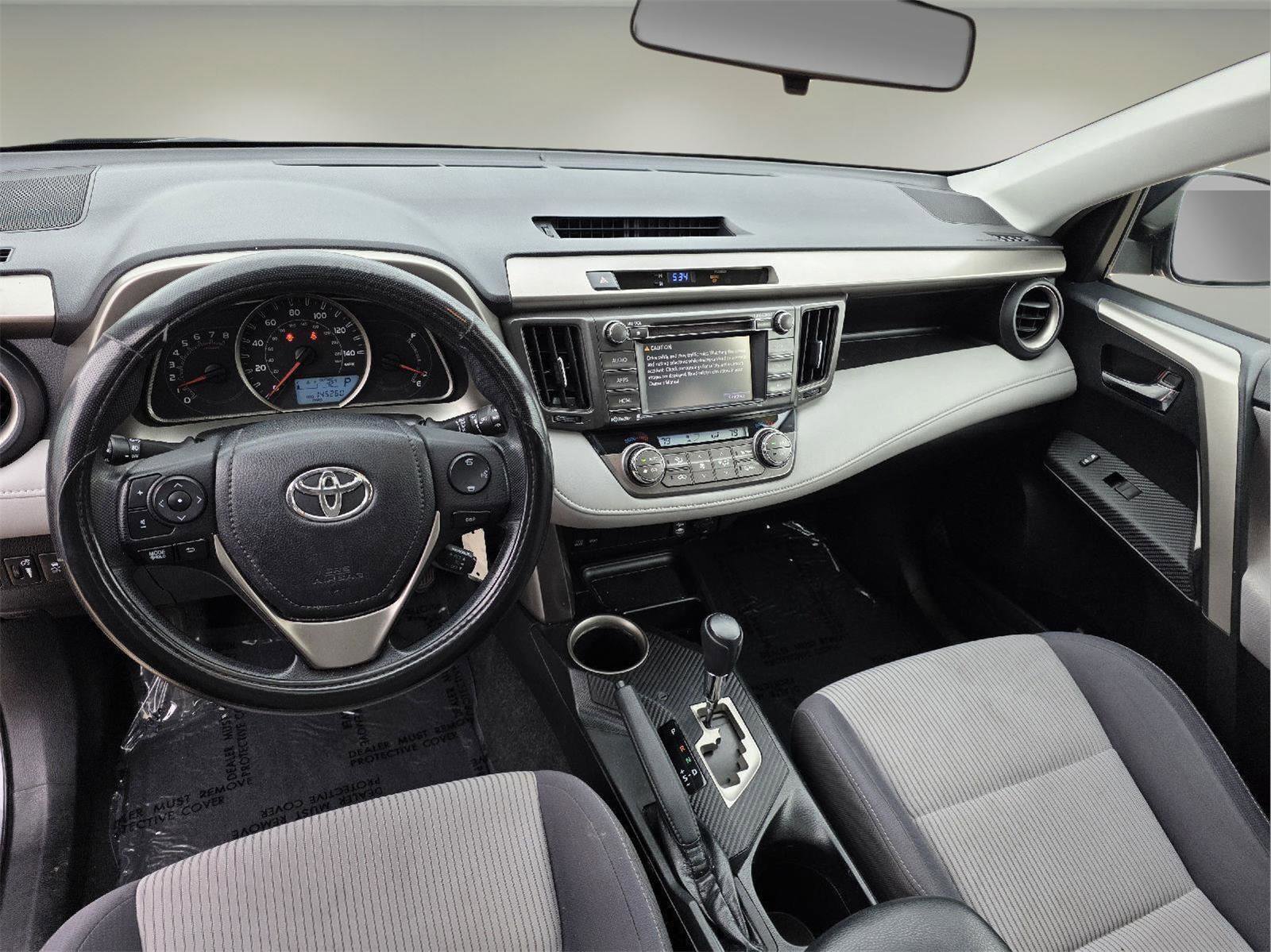 Used 2014 Toyota RAV4 XLE image 2